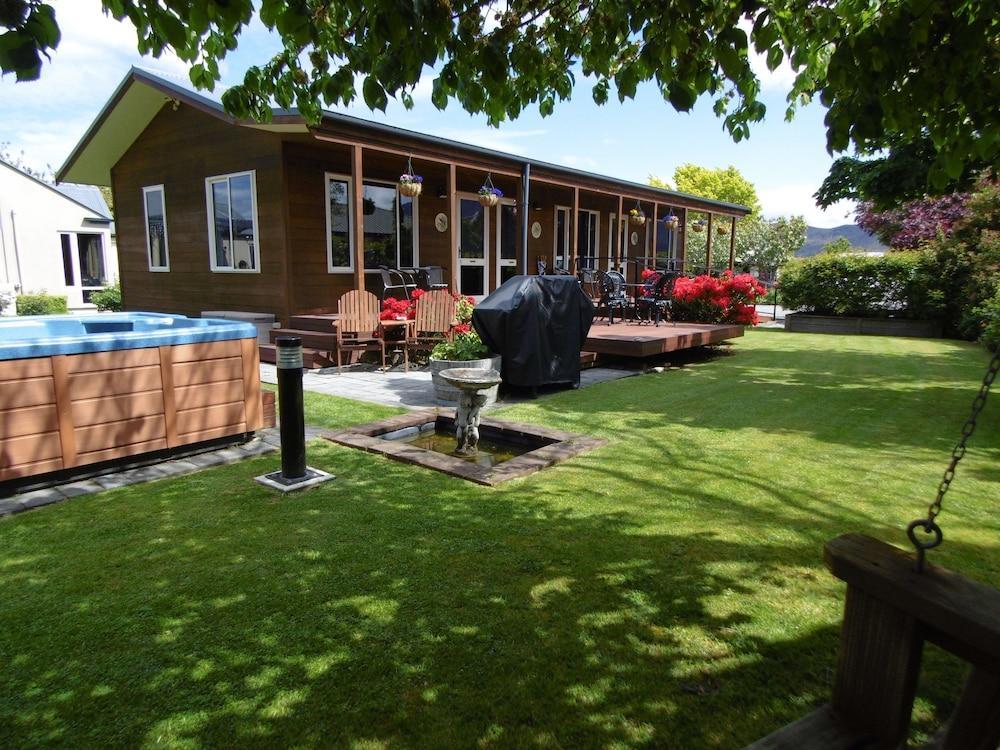 Blue Ridge Studios And Bed & Breakfast Te Anau Extérieur photo