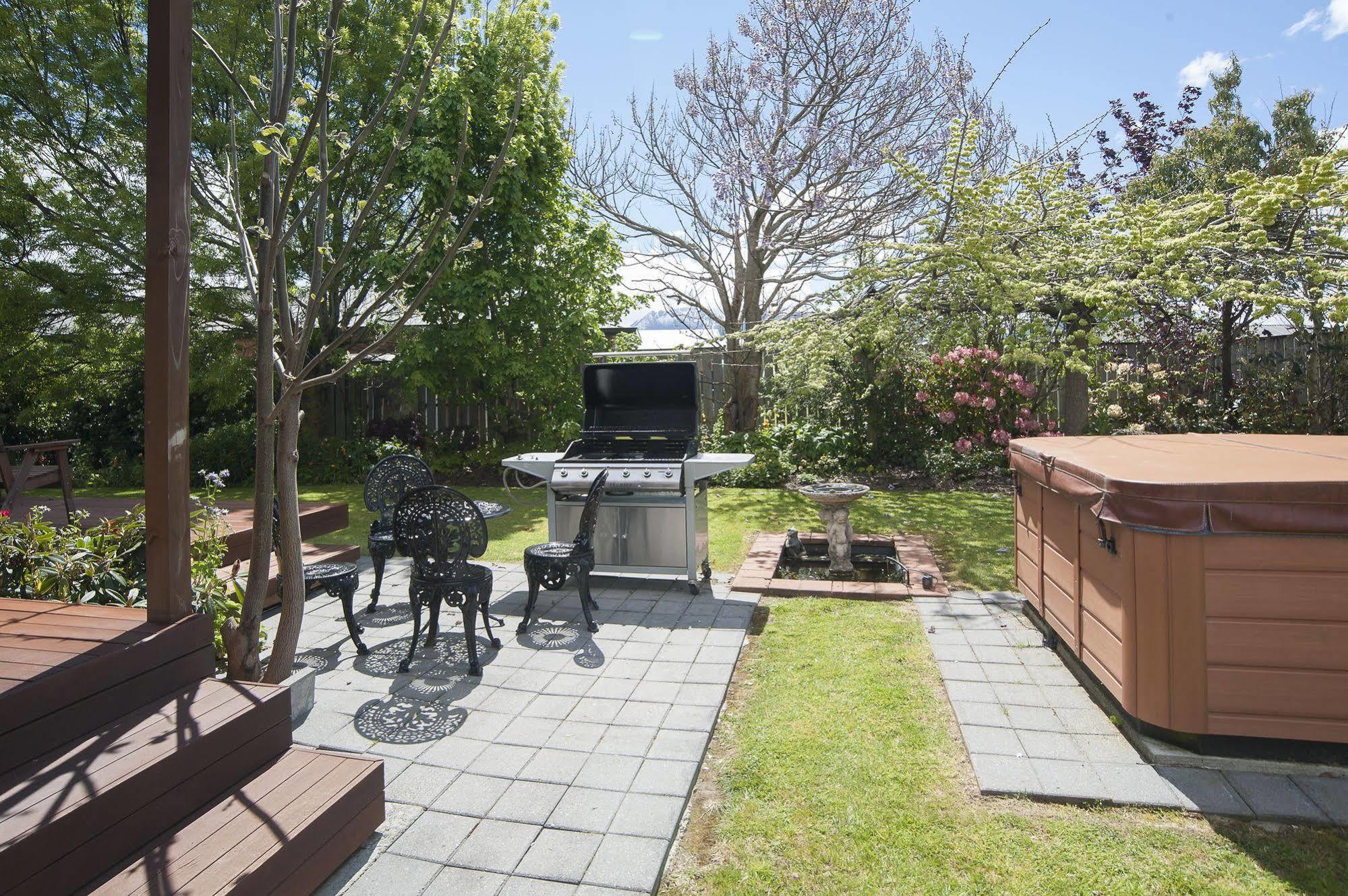 Blue Ridge Studios And Bed & Breakfast Te Anau Extérieur photo