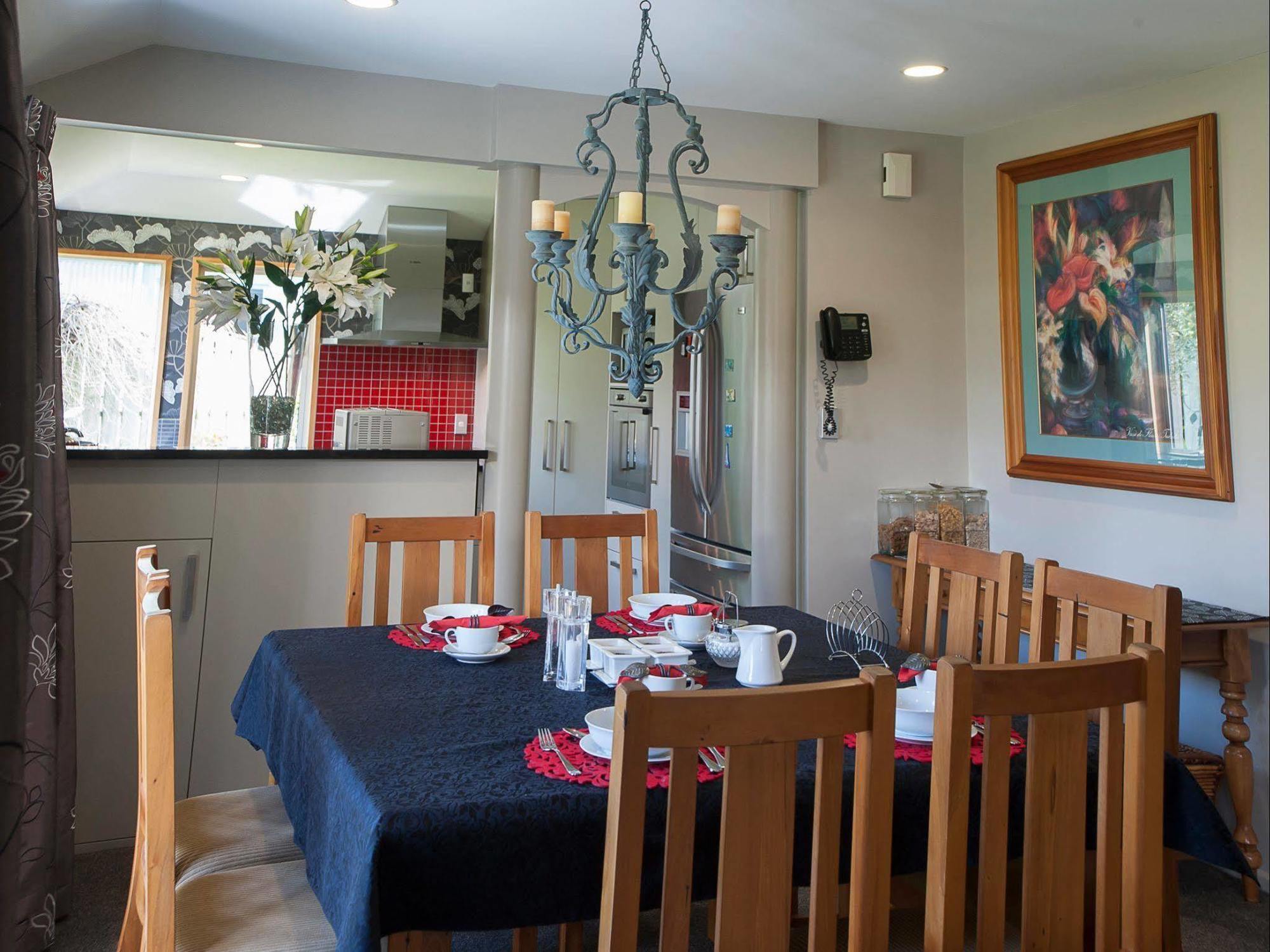 Blue Ridge Studios And Bed & Breakfast Te Anau Extérieur photo